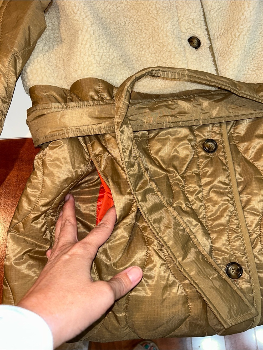 Polo Ralph Lauren Water-Repellent Belted Hybrid Liber Coat - Picture 9 of 16